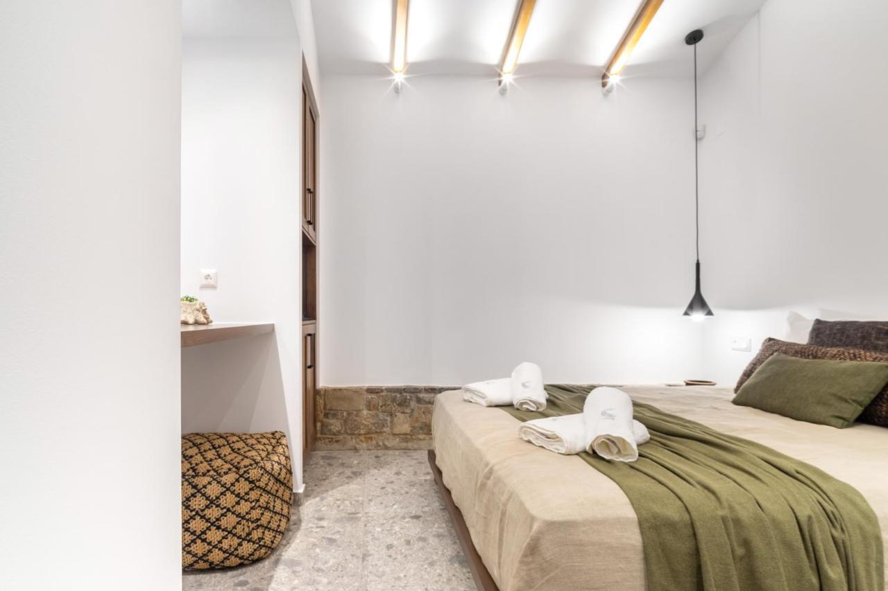 Wave, An Idyllic Seafront Suite Kokkini Hani Exterior foto